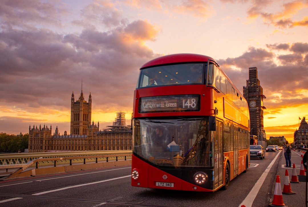Bus