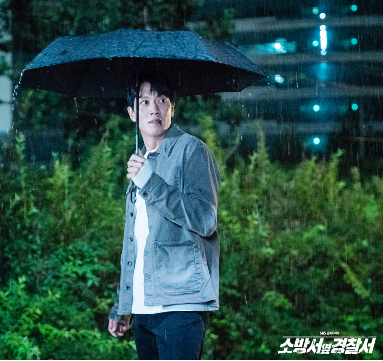 소방서 옆 경찰서