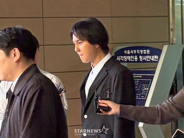 송민호 병역법 위반