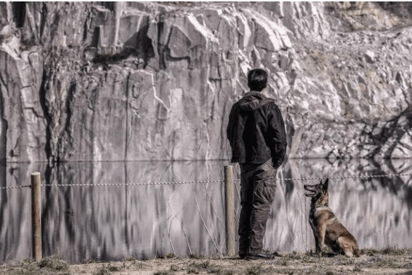 인 악토버 무료보기