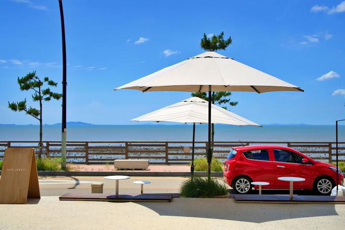 제부도 바다앞 '카페제부리 & 브릭스테이'