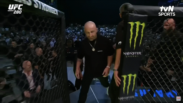 마주한 볼카와 마카체프