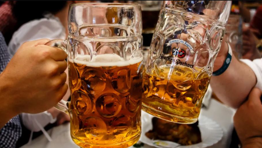 회식 2차 노래방 분위기 직장인 송년회 신년회 문화