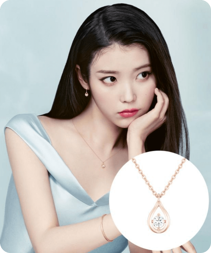 아이유-제이에스티나-모델브랜드-목걸이사진모습