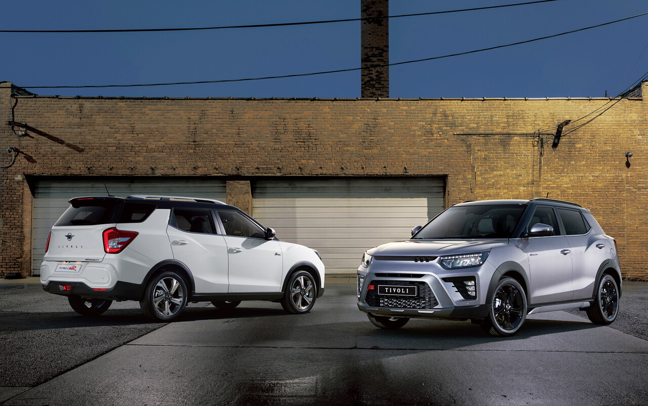 &quot;경차가 2천만원&quot; 신형 모닝 가격에 관심 커진 `트랙스·티볼리`