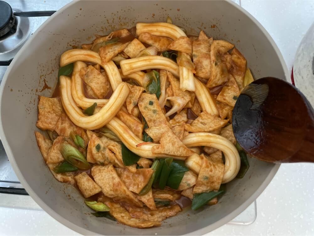 홈쿡 분모자 떡볶이 - 약불로 졸이기