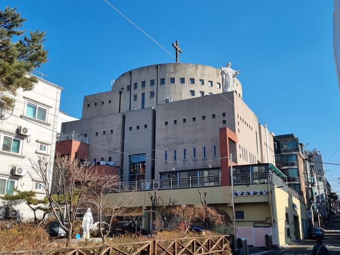 서울 행운동성당