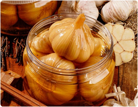 마늘 장아찌가 파랗게되는이유