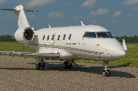 Challenger 604는, 고성능과 실용성, 그리고 넓은 실내 공간을 원하는 고객에게 지금도 유효한 선택지로 평가받고 있습니다.