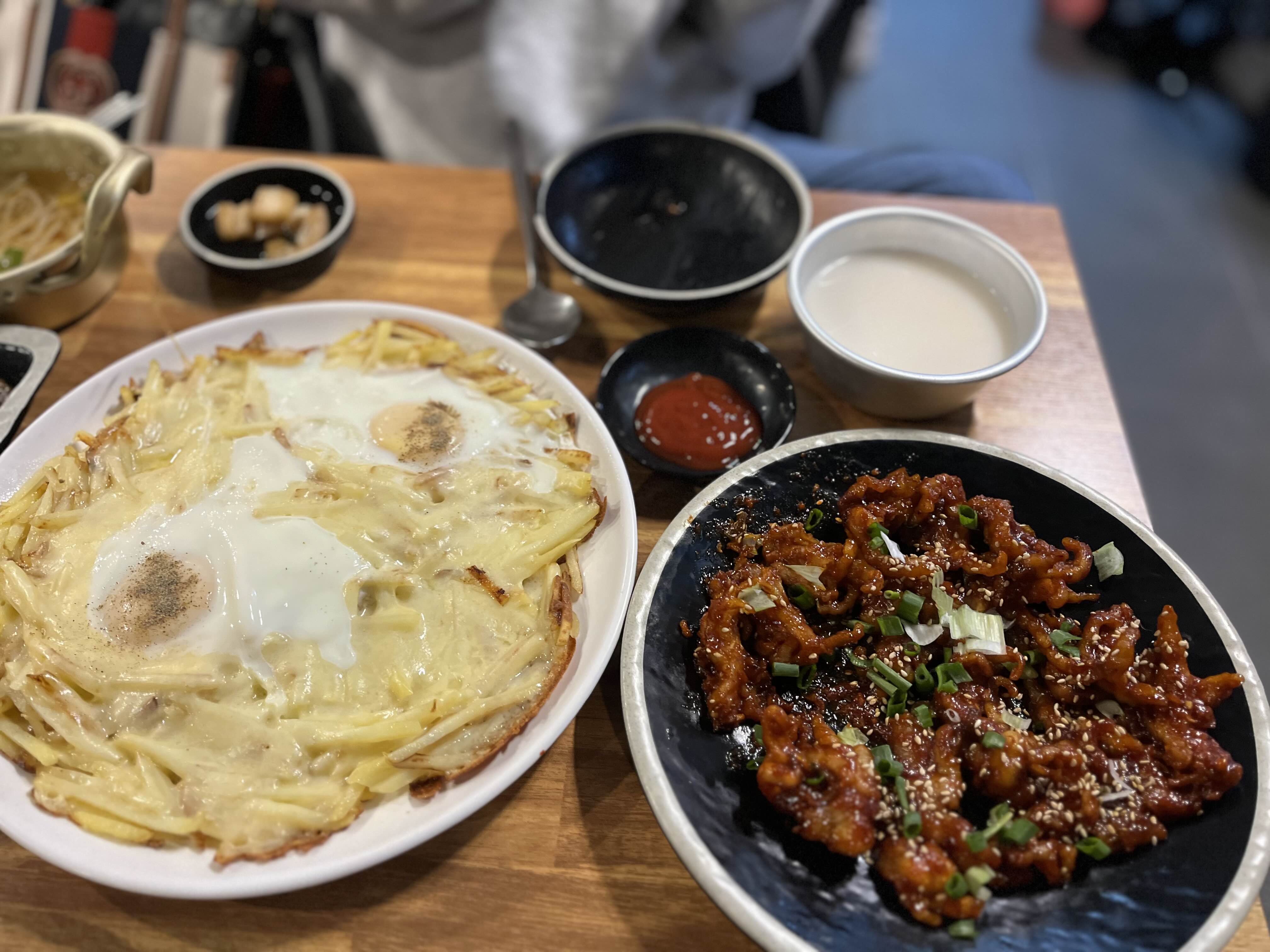 한양빈대떡, 치즈감자전과 닭발