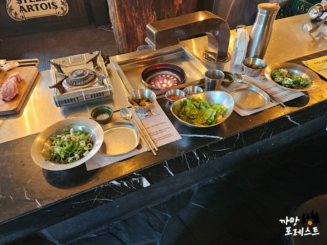 금돼지 식당 2층