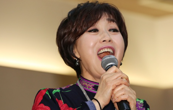 하춘화 나이