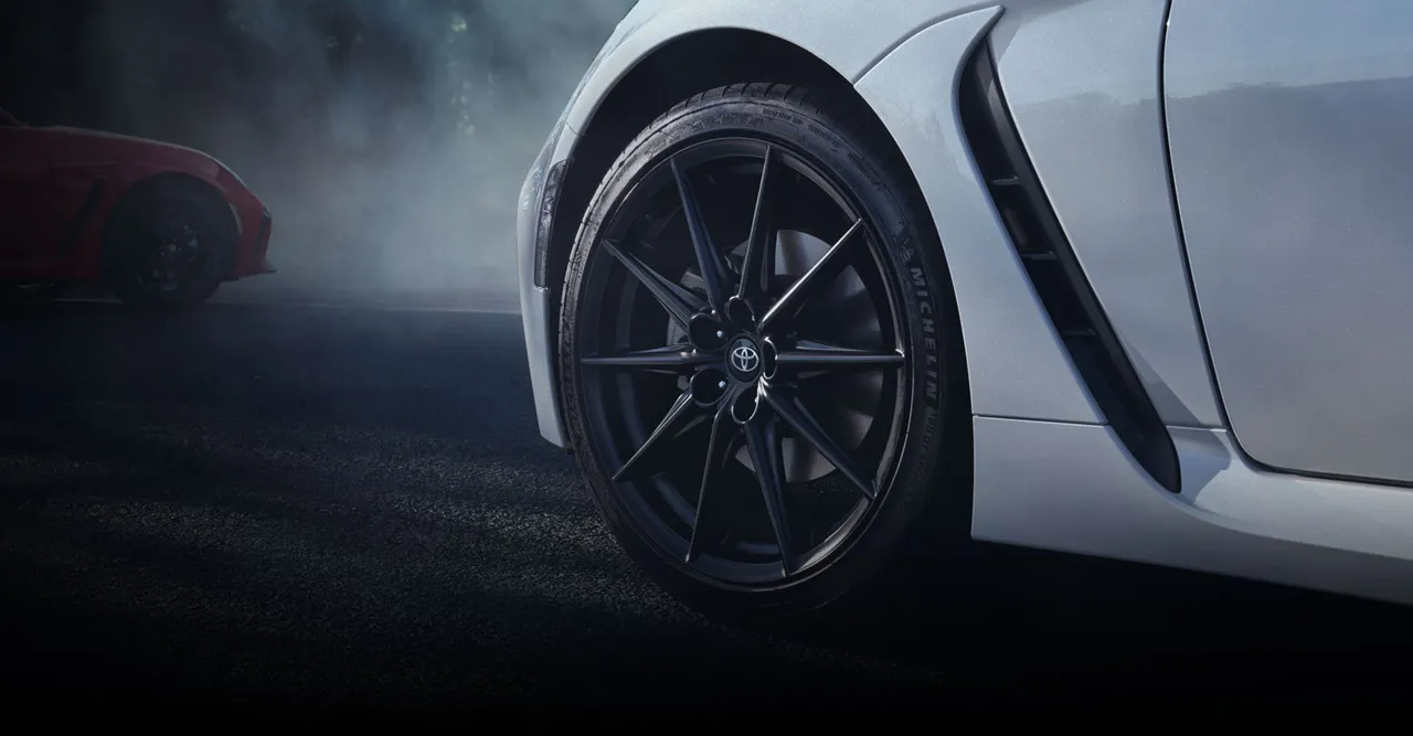 토요타 GR86 차량 이미지