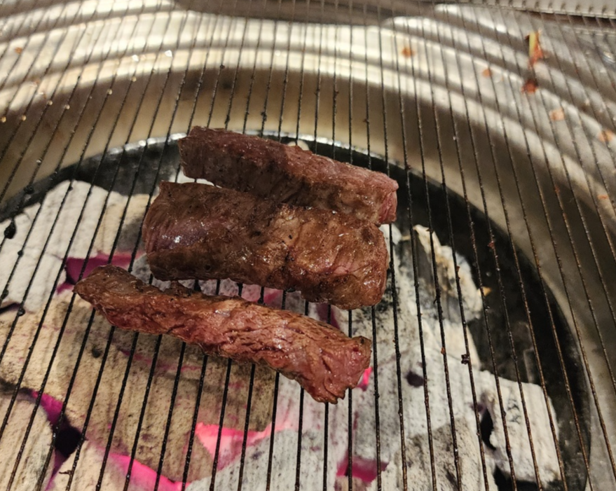 불판위에 치마살