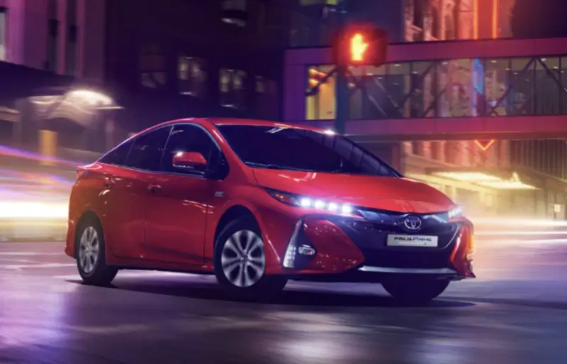 연비-좋은-차-순위-도요타-프리우스-프라임