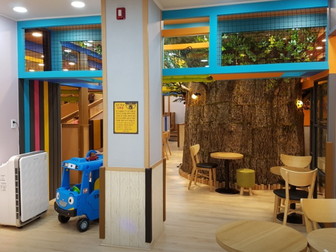 헬로방방-학익점-실내공간-설명하는-사진