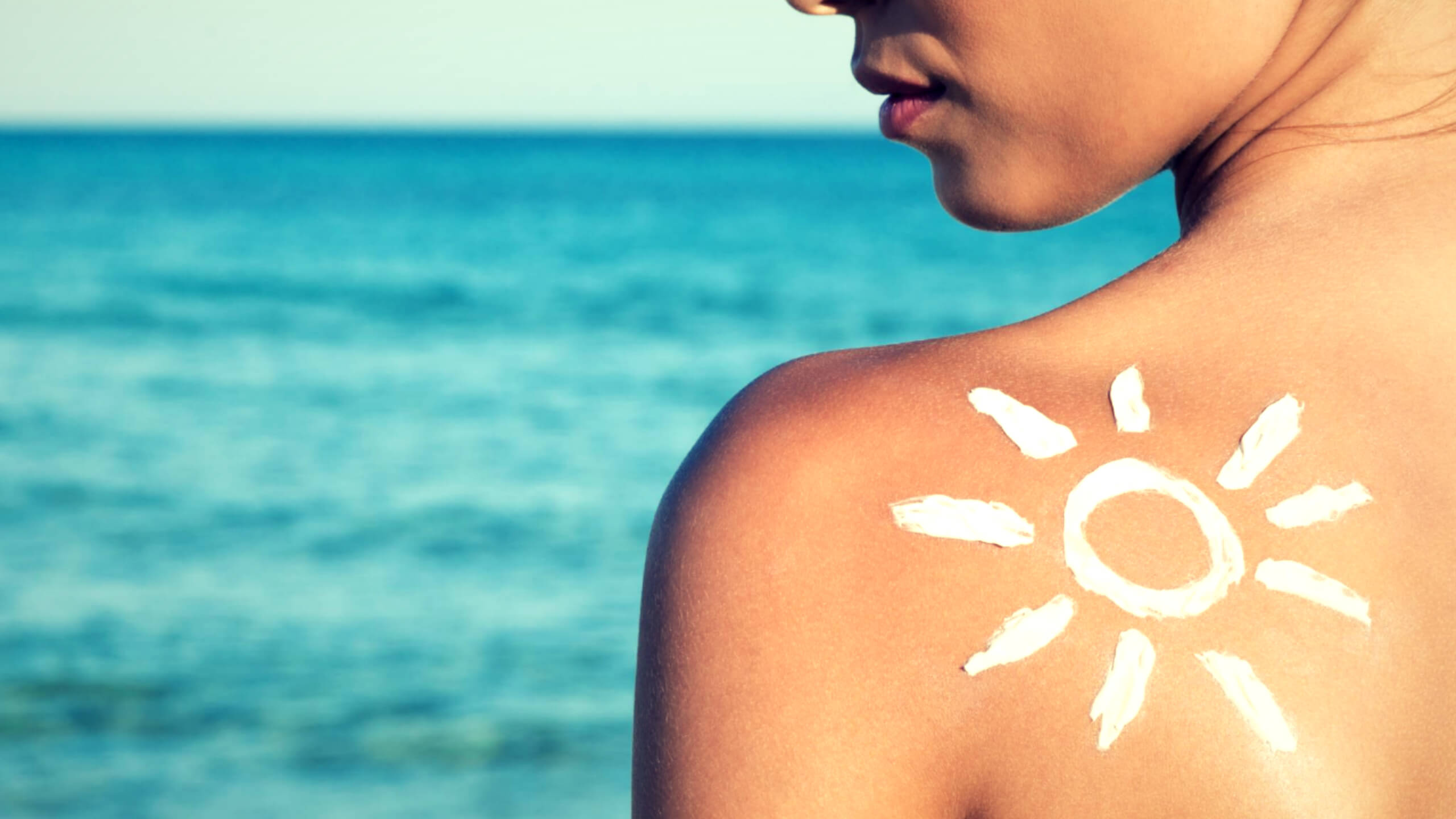 피부를 촉촉하게 탱탱하게 하는 코코넛 오일