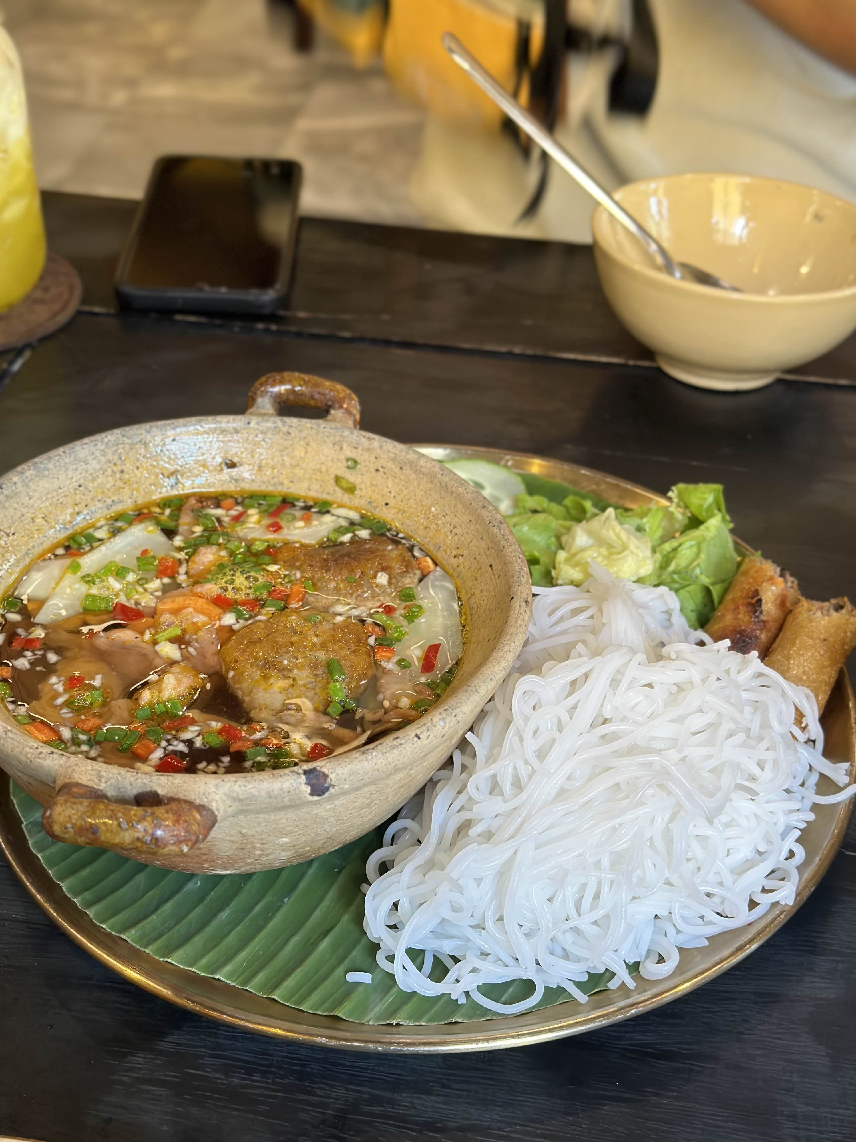 다낭 호이안 맛집 벱냐 호이안벱냐 호이안로컬맛집
쌀국수 분짜낭 호이안 맛집 벱냐 호이안벱냐 호이안로컬맛집
쌀국수 분짜 호이안식당추천 호이안가족여행