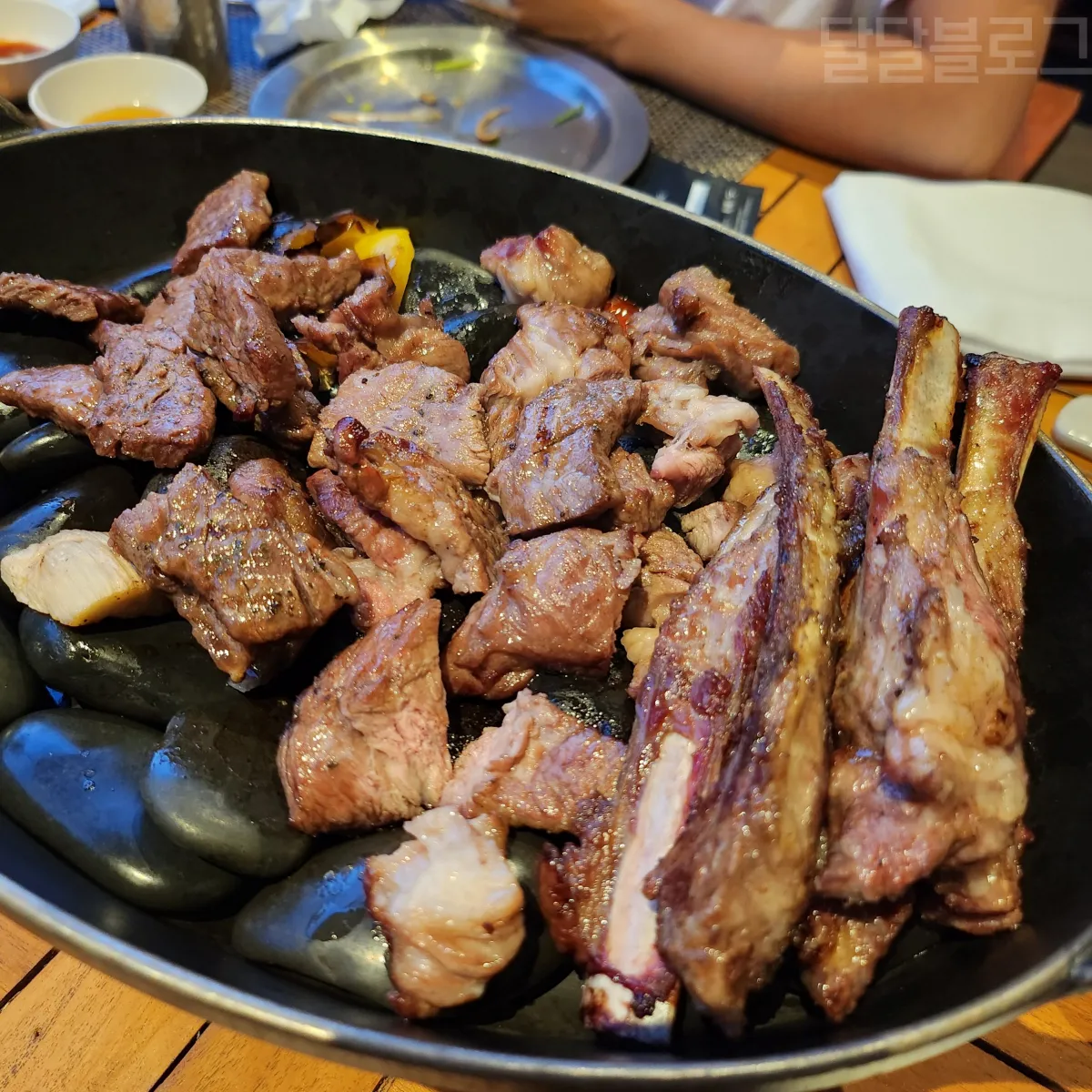 정선-파크로쉬-가든-바베큐-양고기-목살