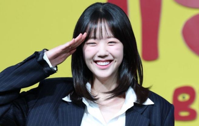 지예은 바타 열애 인정! 1994년생 동갑내기 커플 탄생 (런닝맨, 갑상선, 프로필 총정리)