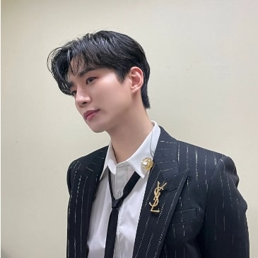 가수 겸 배우 이준호