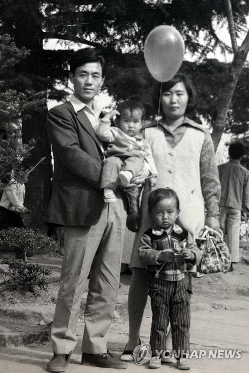 노벨문학상 한강 작가 아버지 한승원 부녀 가족 한방에 모두 정리