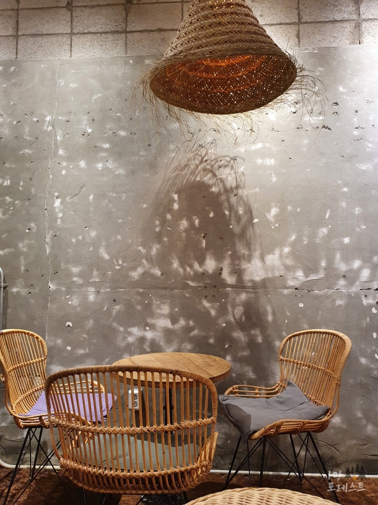 강남 ab카페 1층