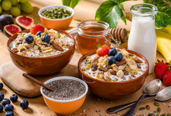 슈퍼푸드의 종류와 효능, 포함된 음식과 섭취할 때 주의사항.