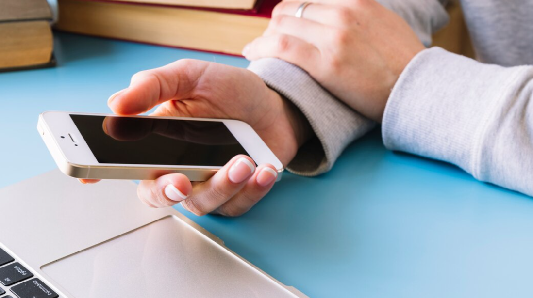 최신 휴대폰의 높은 화소로 인한 메모리 부족 문제