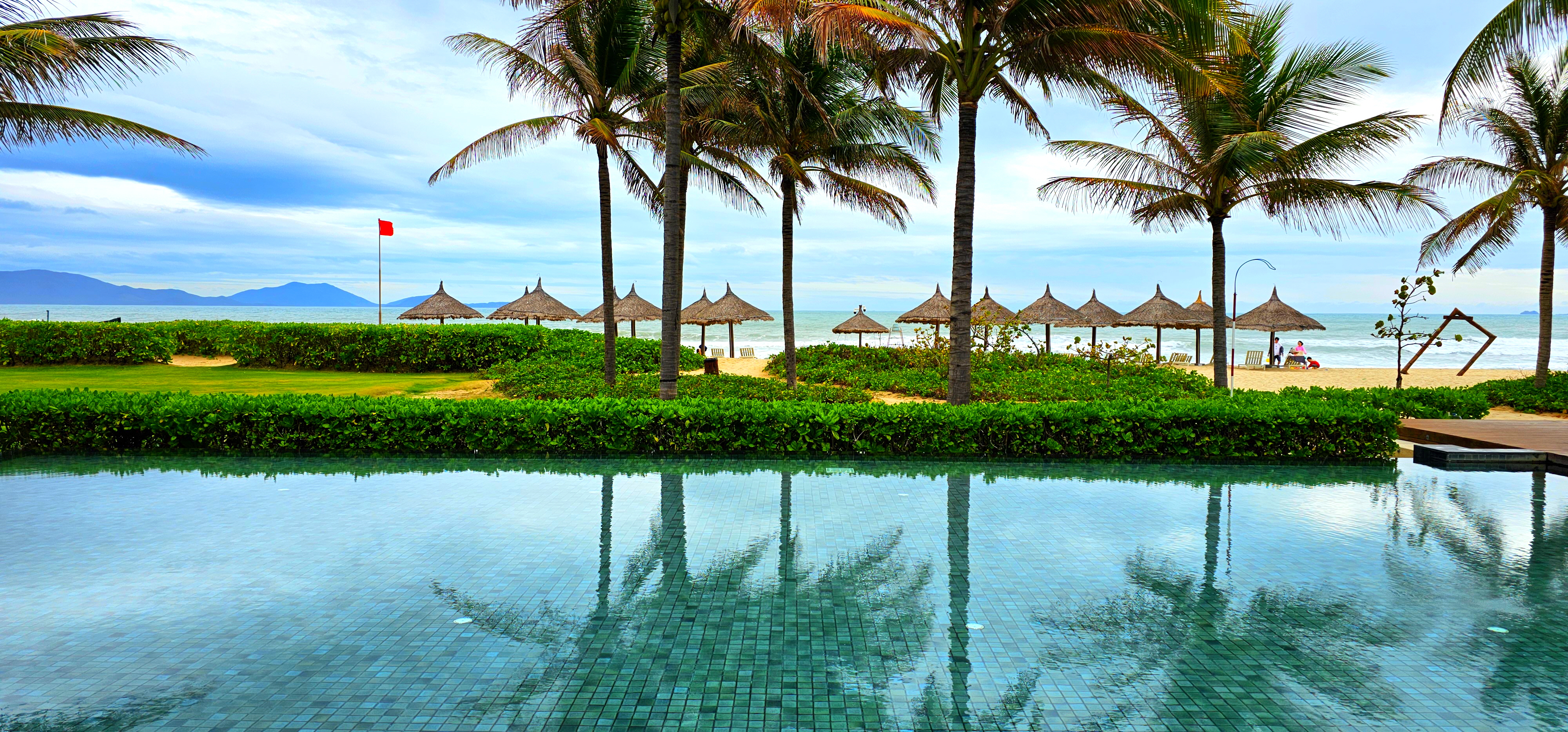 알마 리조트 수영장 사진