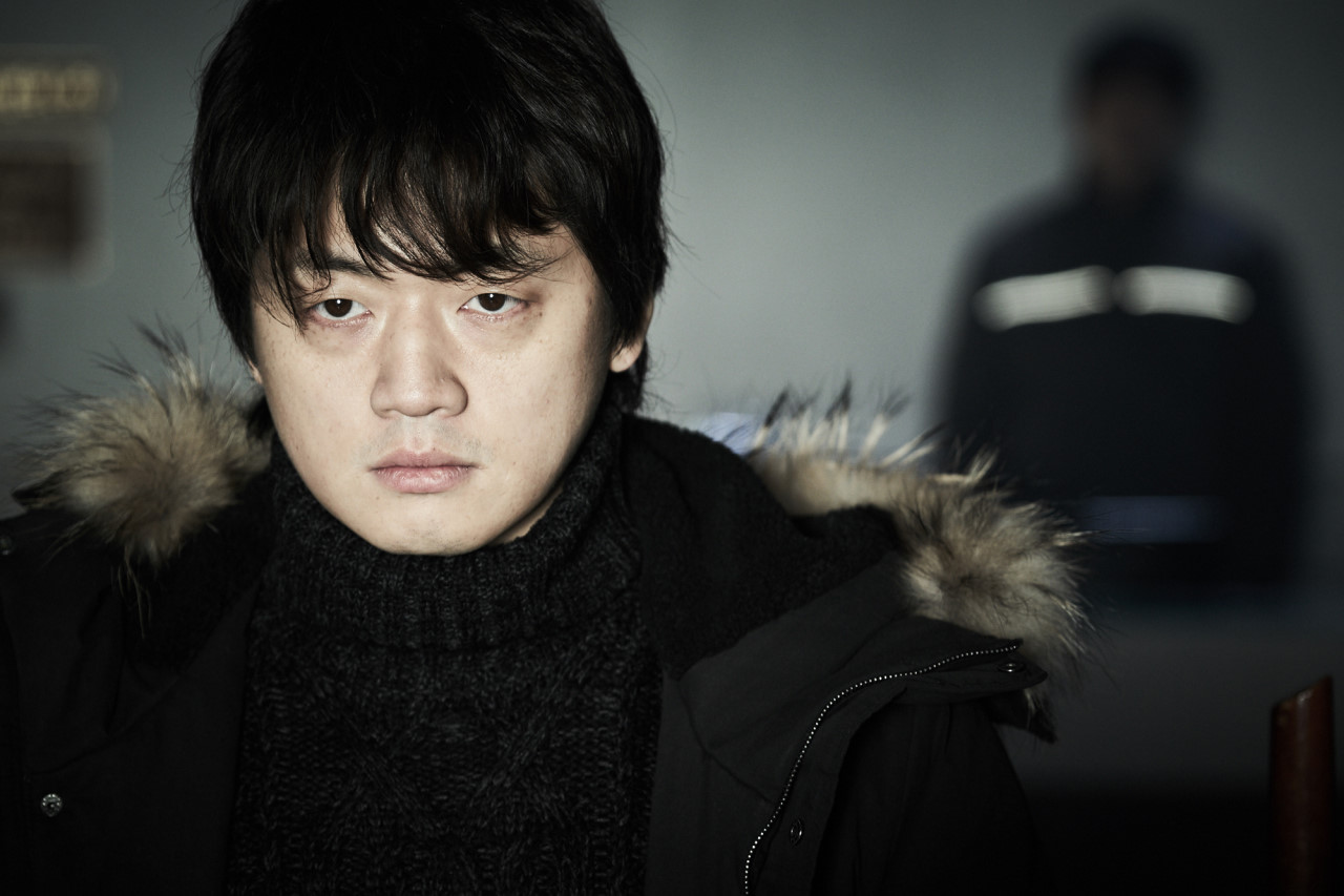 경민에게 화를 낸 목수