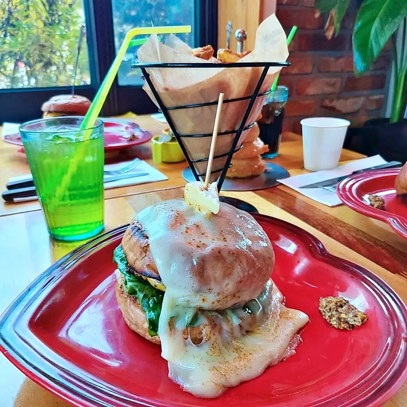 53년 전통 직접 구운 햄버거빵의 수제버거 햄버거 맛있는 곳 추천