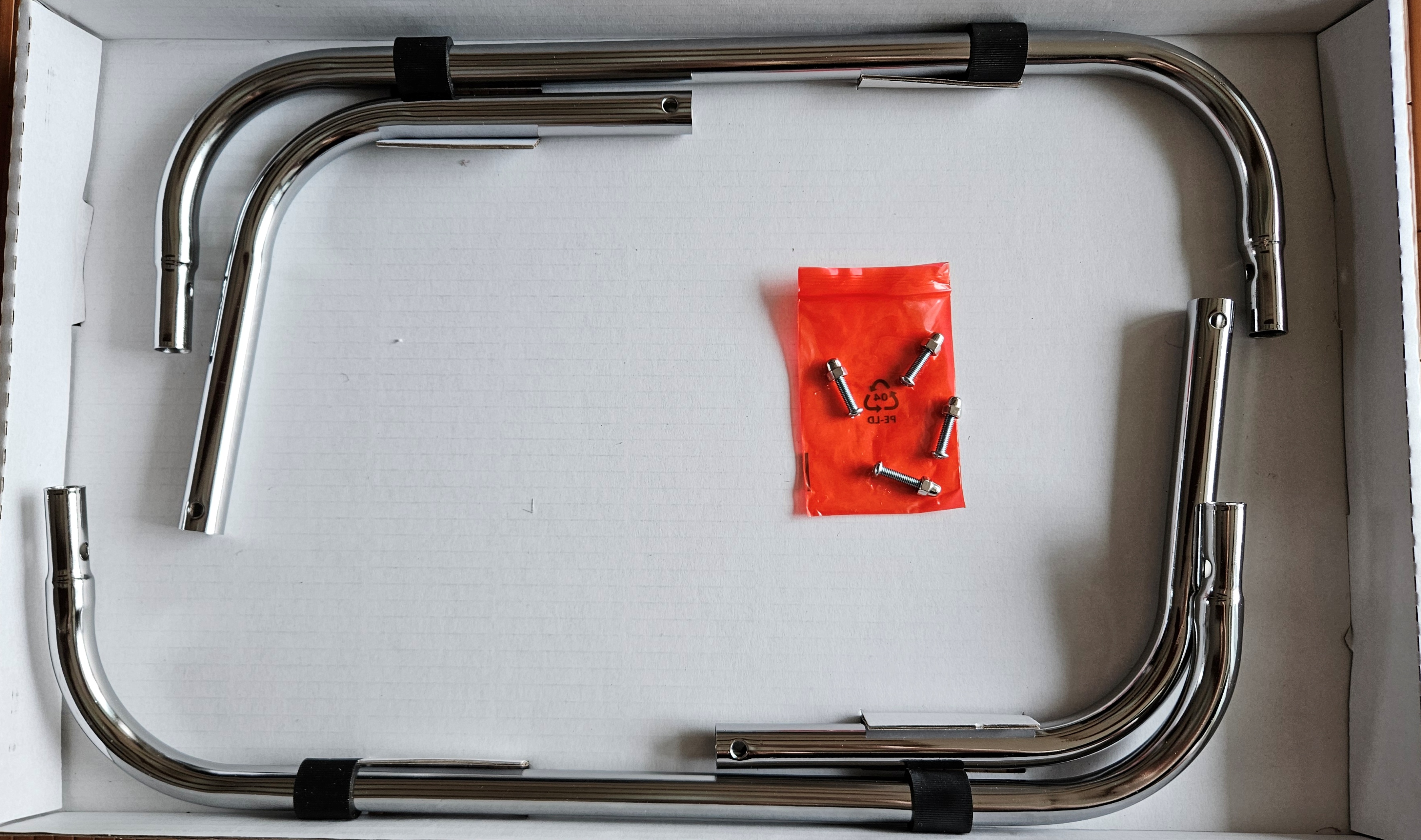 이케아-발판-박스안에-들어있는-부속품