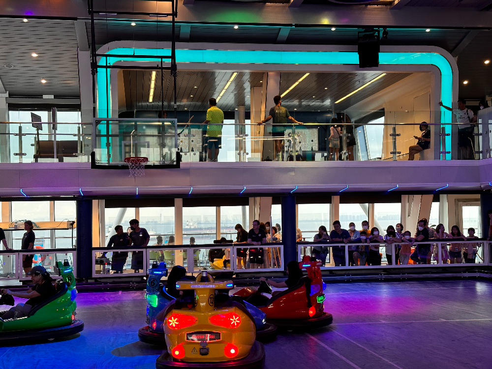 로얄캐리비안 범퍼카