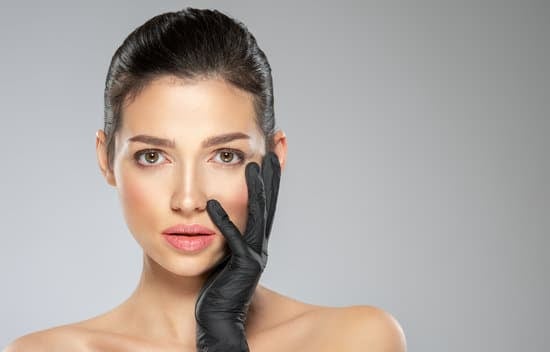 슈링크 유니버스(SHRINK Universe): 차세대 리프팅 시술