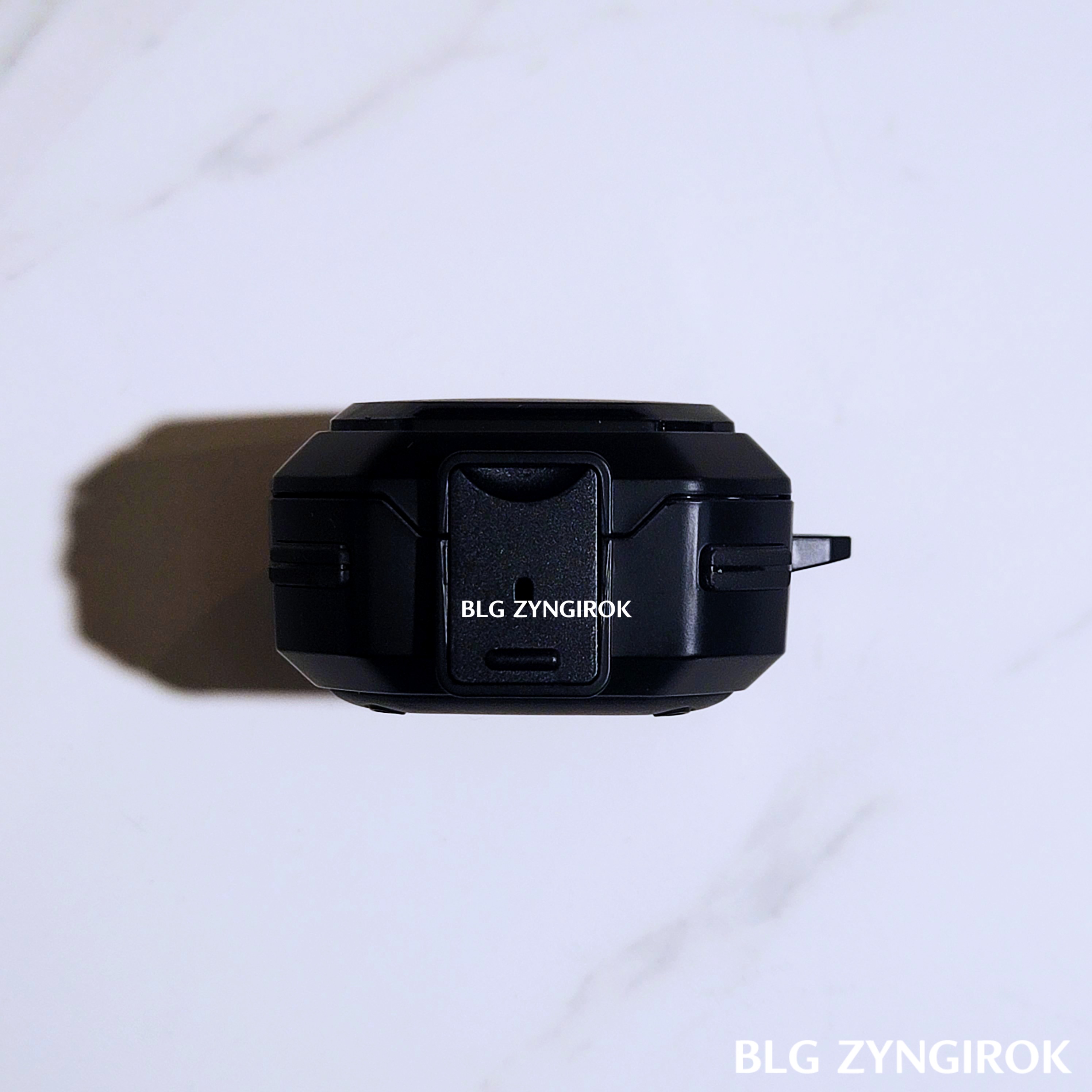 케이스-옆면-모습이다.