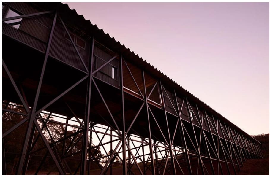 교량의 놀라운 변신 Bundanon's new art museum and bridge for creative learning are built to endure climate change