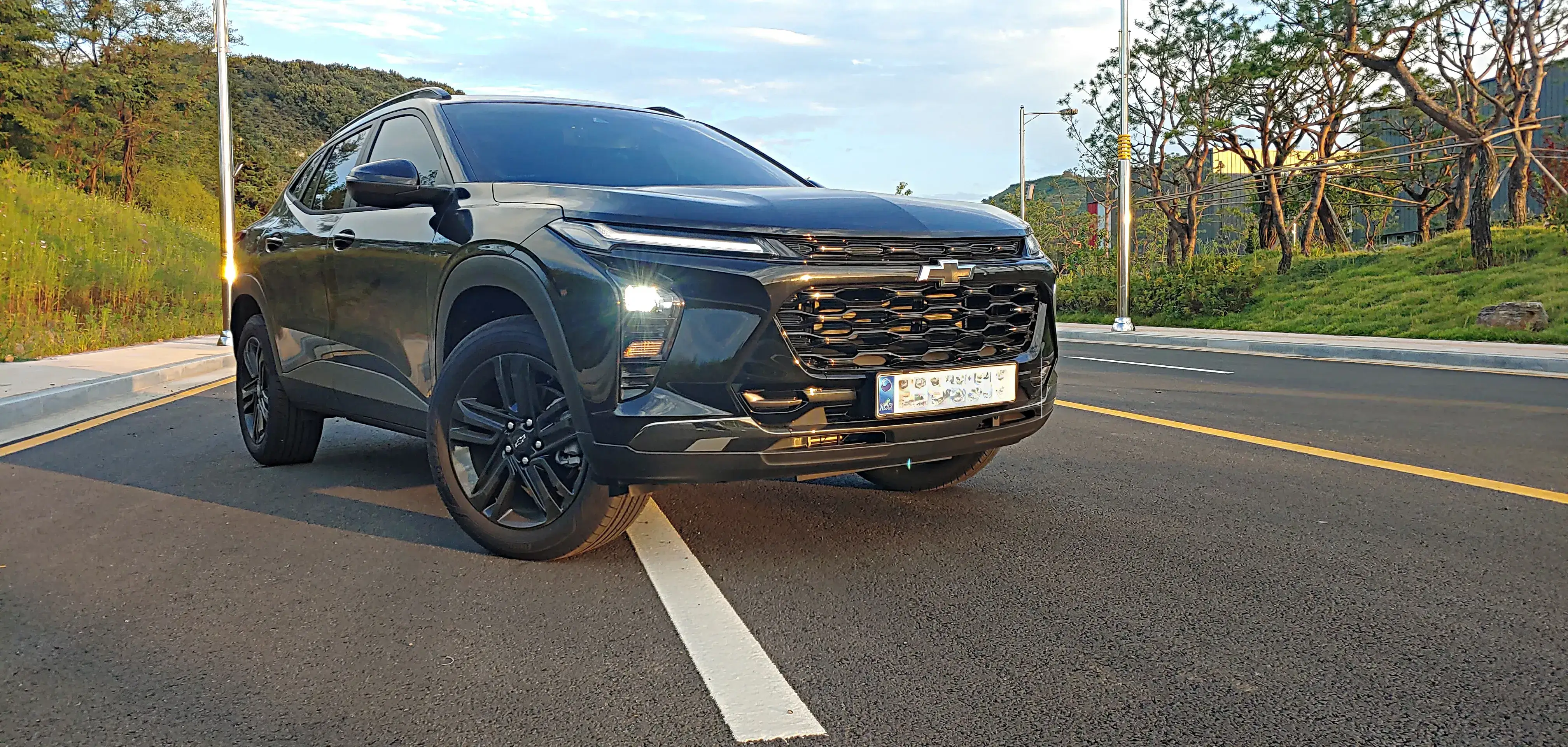 쉐보레 트랙스 크로스오버 액티브(블랙) - 외부