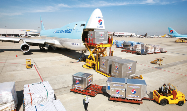 대한항공 보잉 747-400F 화물기 UFS·을지프리덤실드 한·미 상호공수지원협정 '전시 대비' 화물기로 물자 전달 공군 전술 훈련 참가