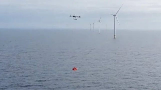 세계 최초 북해 해상풍력단지에 유지보수용 자율주행 드론 운영 시험 VIDEO: 'World first’: Giant cargo drone tested in Europe’s offshore wind farm