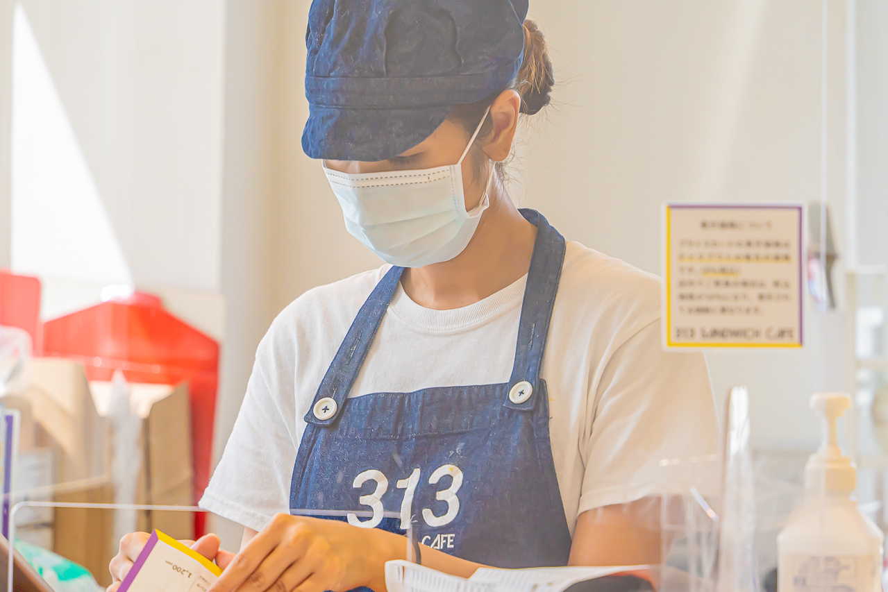 313 Sandwich Cafe in Okinawa’s Minatogawa Foreign Housing District — original photograph 21