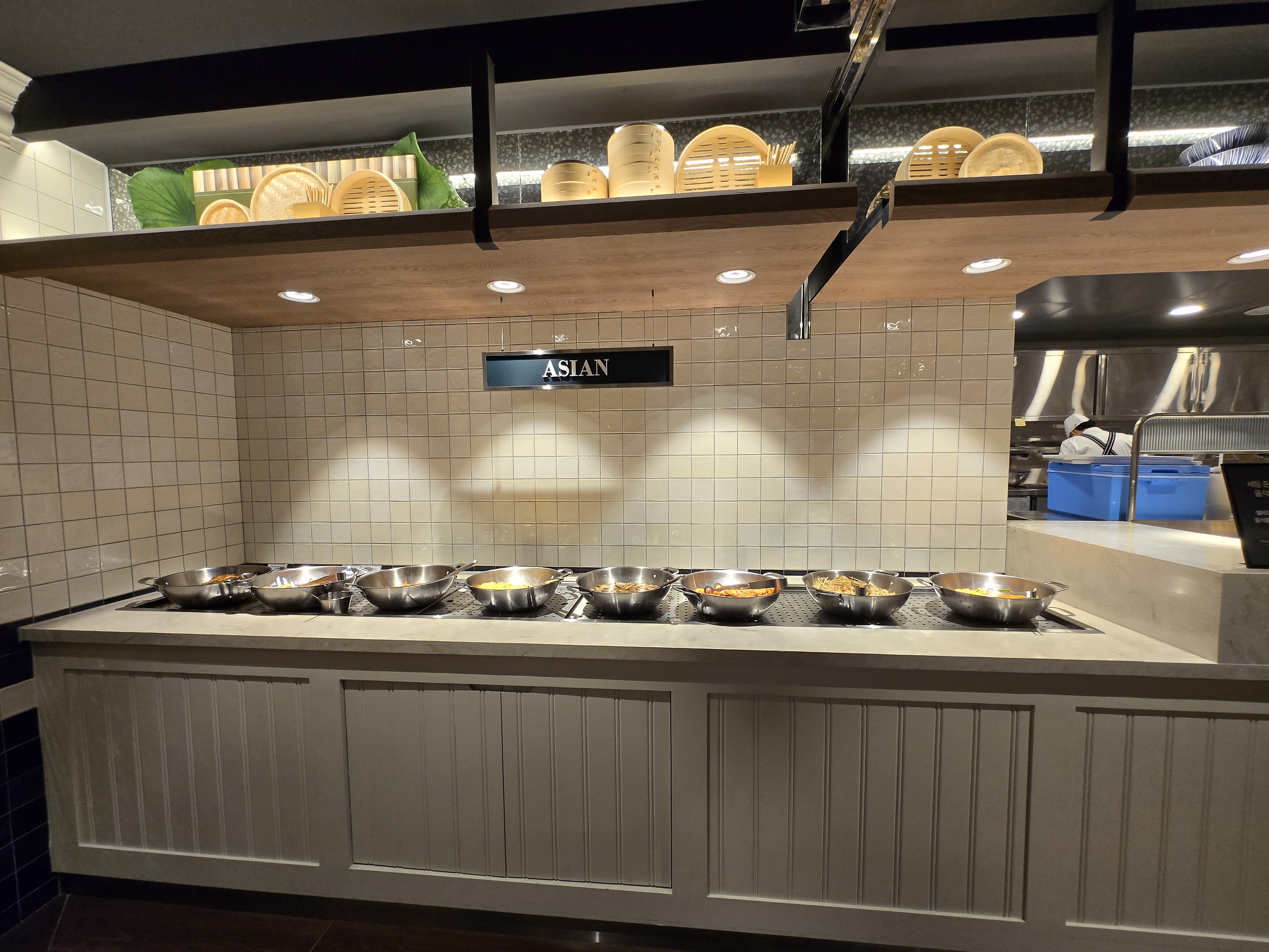 애슐리퀸즈 동아쇼핑 아시안푸드