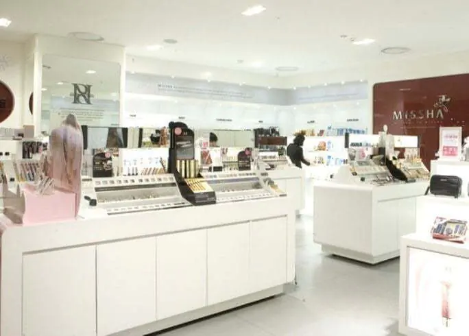 화장품가게 거울