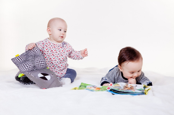 아이들은 색깔을 어떻게 인식할까? 색채 감각과 감정 발달의 관계