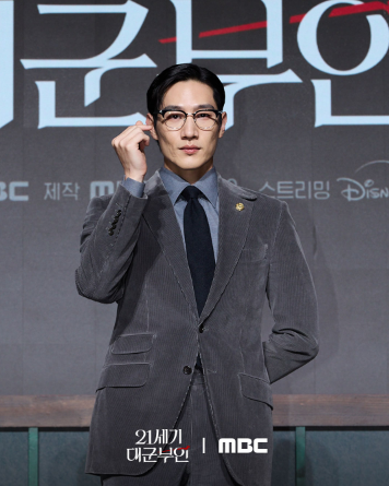 21세기 대군부인 성희주 이안대군 심층 캐릭터 및 심리 분석