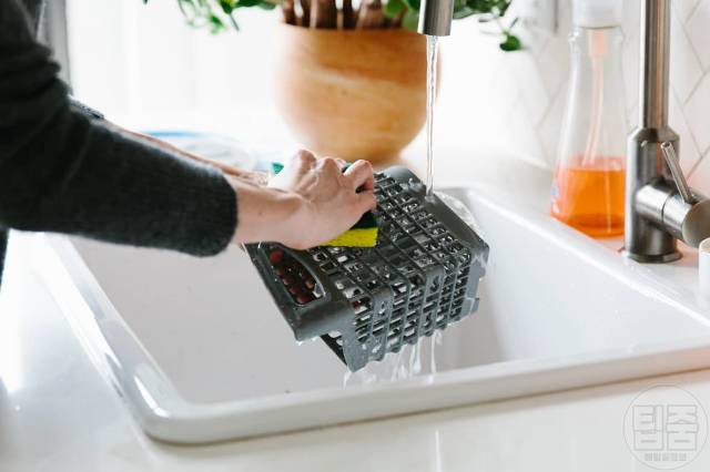 식기세척기 청소 물때 냄새 제거