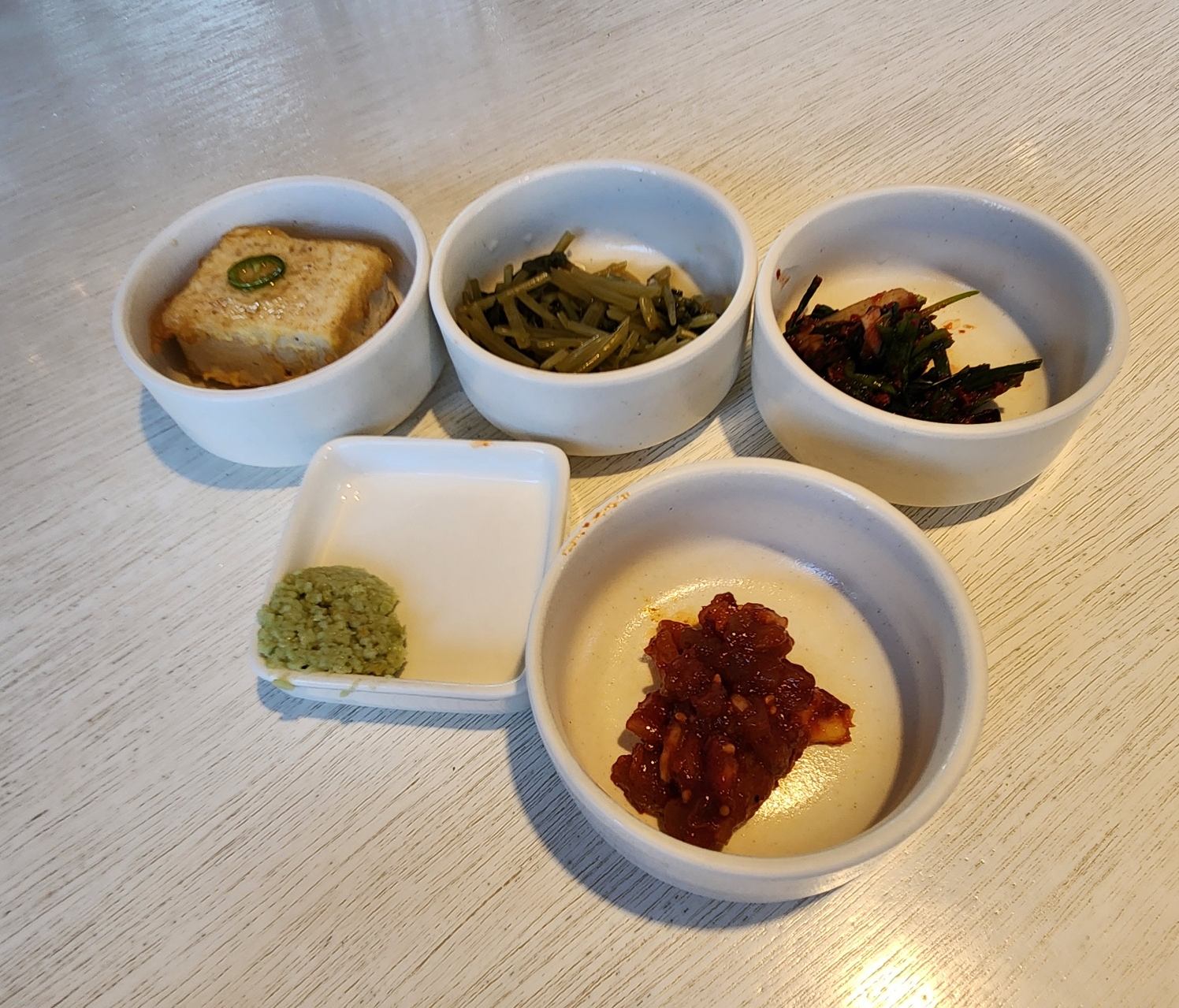 기본 반찬 사진