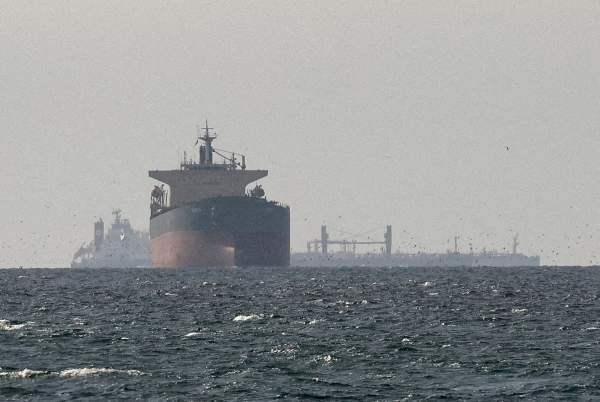 OPEC+ 원유 증산 결정 배경 분석: UAE 탈퇴 선언과 2026년 국제유가 전망 리포트