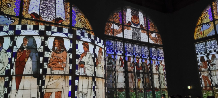 골드인모션에 전시된 구스타프 클림트의 작품들.