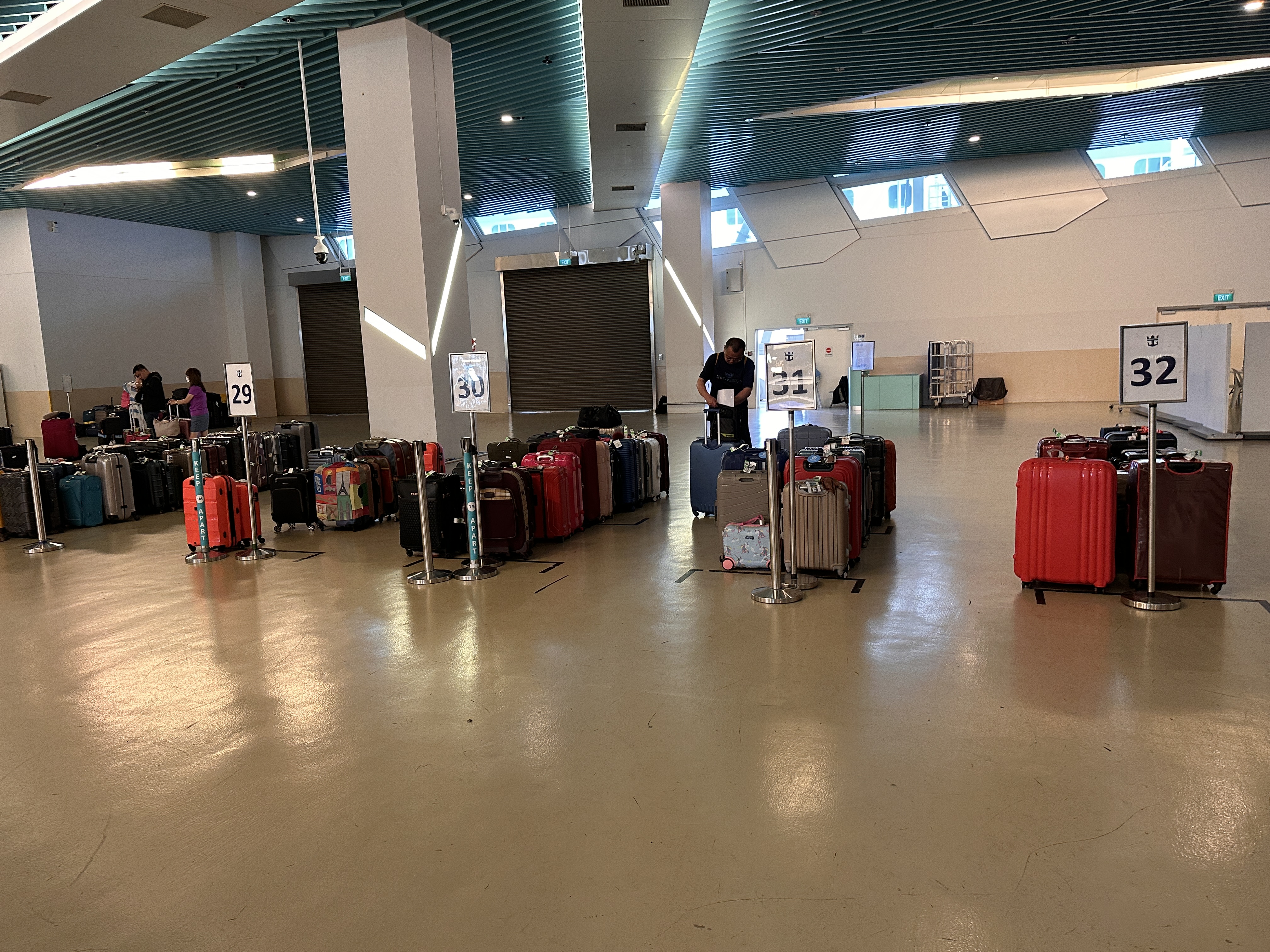 터미널 짐 보관 사진